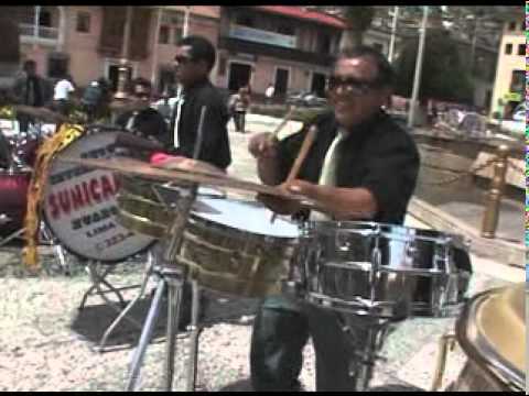 BANDA SHOW INTERNACIONAL SUNICANCHA HUAROCHIRI  2011 MIX CUMBIAS