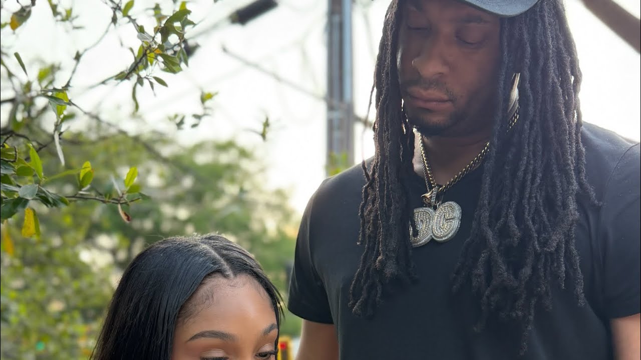 When DC shows Rosey the old picture of David and Erica!!!