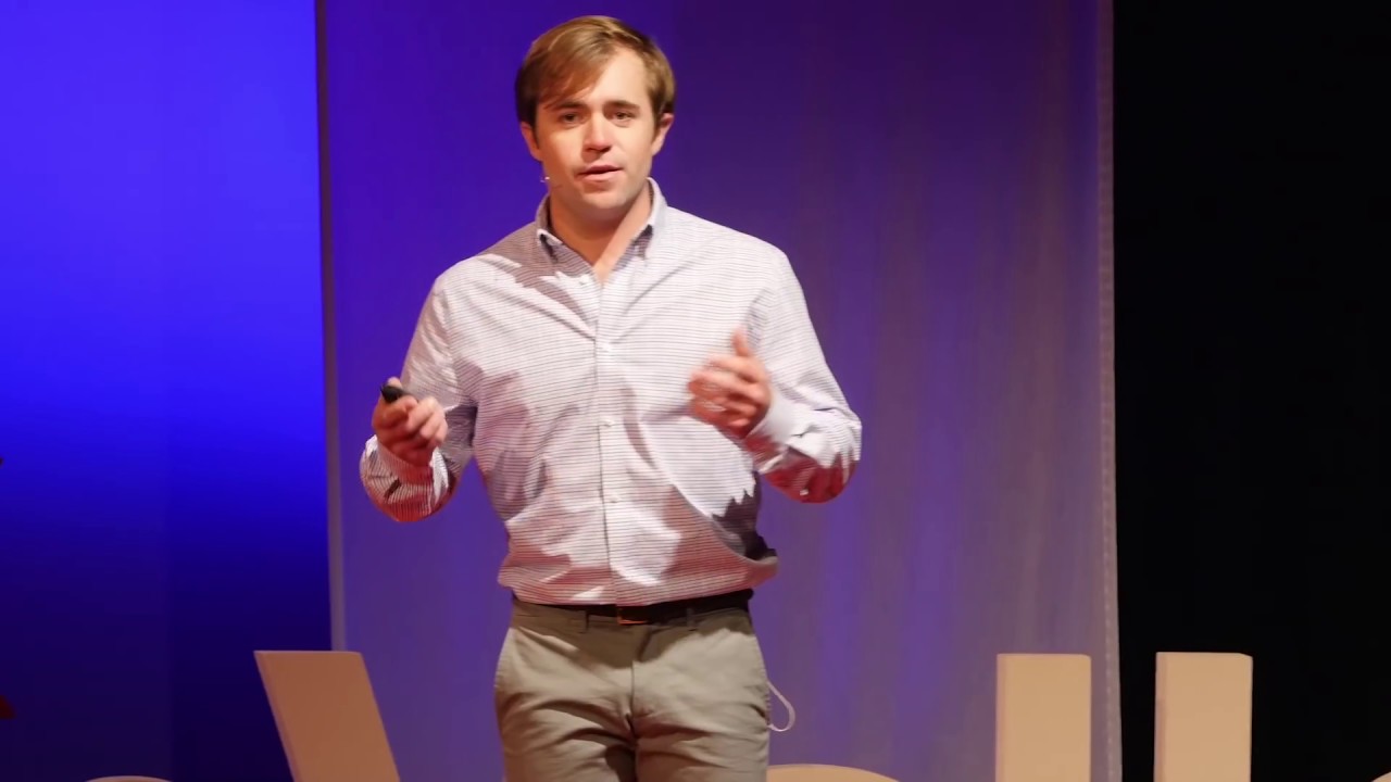 Matthew Mead on stage