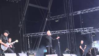 &quot;A quest for the crown&quot; Falconer live in Wacken 31-7-2015