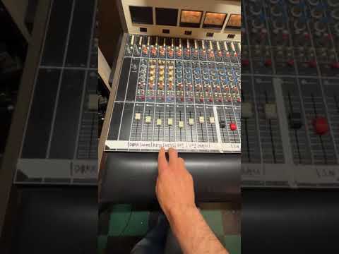 Mike Viola Live April 21, 2022 - Part (1)