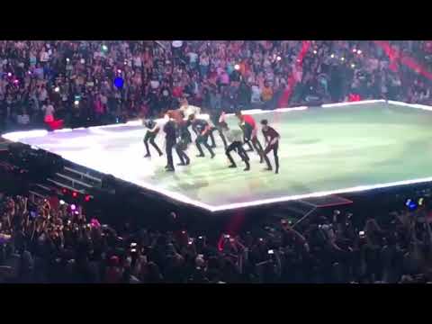 KCON LA ‘17- Wanna One’s Burn It up