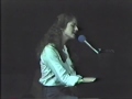 Amy Grant - Voz e Piano - Parte 3 - Raining On The Inside