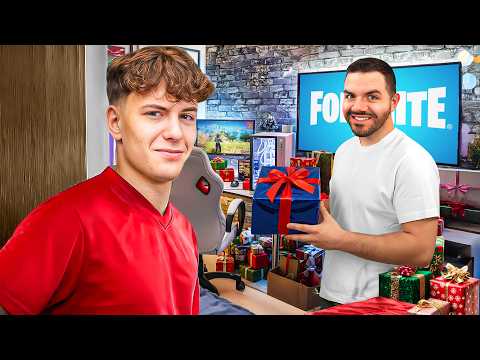 Surprising Clix With Birthday Presents!