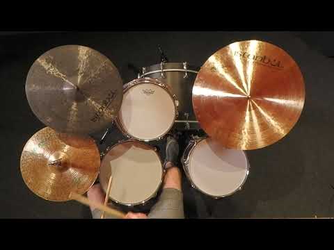 Istanbul Agop Signature Hi Hat Cymbals 15" 1034/1122 grams AGH15