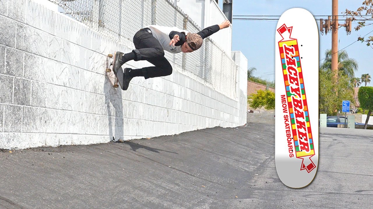 Lacey Baker: 'Ojalá no fuera así, pero sólo podemos ganar dinero con la competiciones'