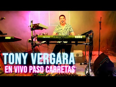 Tony Vergara en Paso Carretas Baile de Banderas 14 oct 2023