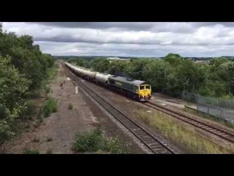 Freightliner 66605 passes Normanton 11/7/16