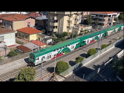 FS Class E.464 with "Vivalto" Ferrovie Emilia-Romagna