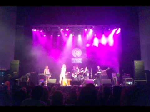 Ricardo ruben - Los twist [con mavi diaz] 02-11-2012