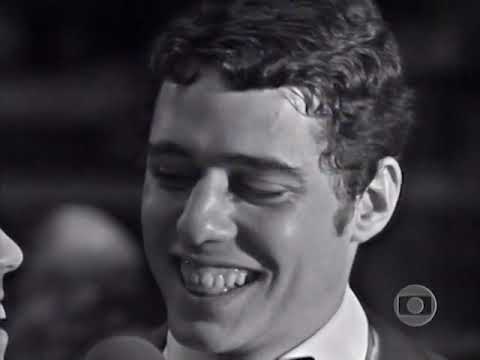 Festival Internacional da Canção: Nelson Motta entrevista Chico Buarque e Tom Jobim (1968)