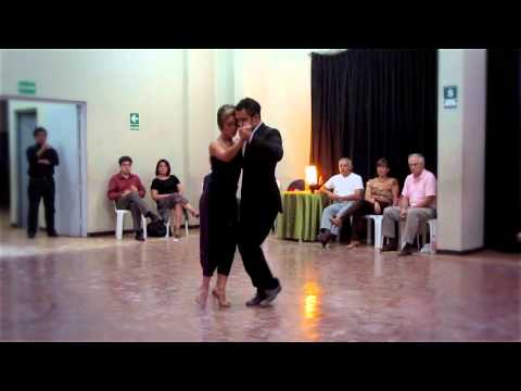 Milonga La Porteña Lima - Perú  Victor Villa y Katherine Laitón
