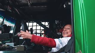 Parceria FEAPAES-SP com Instituto I.G.U.A.I.S, presente na etapa final da corrida de NASCAR Brasil.