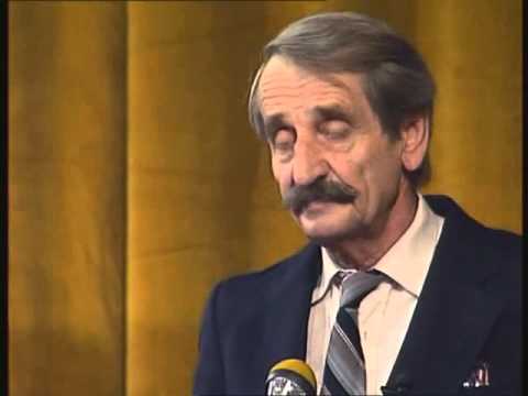 Cimrman - defenestrace (BLANIK)