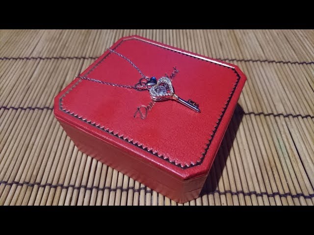Vídeo relacionado con Generico Colgante Darth Vader de metal negro con detalles plateados, accesorio para collar, Universale, Plata de ley, No es una piedra preciosa