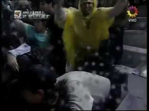 Argentina 2   Peru 1 Gol de Palermo EN EL DELIRIO Relato 'Del Pollo' VIGNOLO