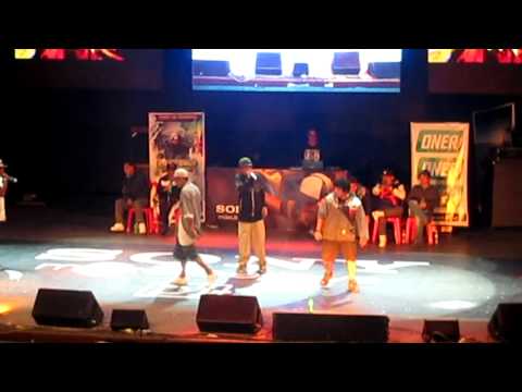 Batalla de Gallos Puras Calles Carlitoz Rap Vs Capone Ganador Carlitoz Rap semifinales