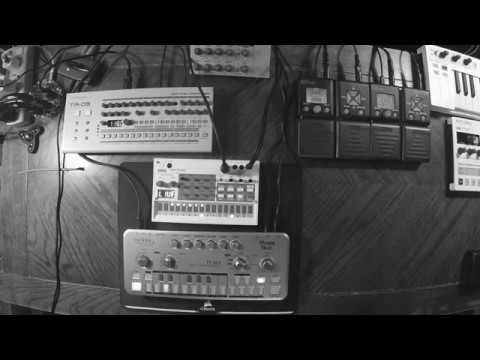 TT-303 TR-09 Volca Sample - Live Acid House Jam - 2018-05-12