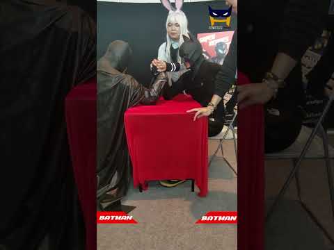 240966 [Show Your Power] Bat Man VS Bat Man Thailand Comic Con 2023