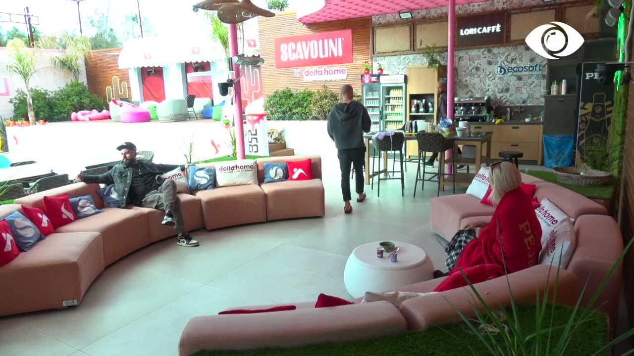 Po e mban mirë me të dyja palët/ Kristi-Deamishelit: Po e bën pak lojën e Armaldos