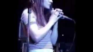 Flyleaf - Ocean Waves (Live) (2004)