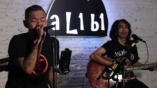 Download lagu Strong Enough - Sheryl Crow by  Doni Saputro X Jasmine AKustik Live At Alibi Cafe mp3