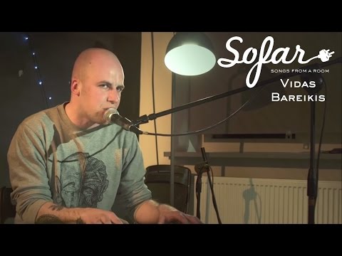 Vidas Bareikis - Bradas Pitas | Sofar Vilnius