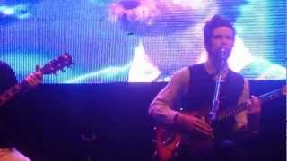Devendra Banhart - Quedate Luna , en Teatro caupolican
