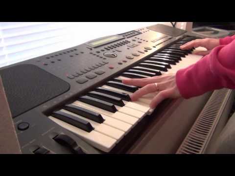 Muumimusiikkia syntikalla - Noita herää Muumitalossa