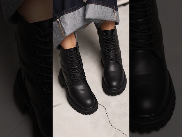 Чоботи жіночі шкіряні байка хутро 592641 Чорний Черевики шкіряні хутро 593427 Чорні