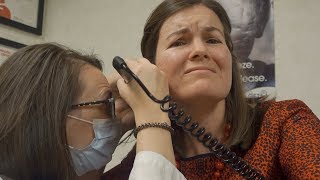 I HAVE A SORE THROAT AND EAR ACHE | DO I HAVE STREP THROAT | ANOTHER VISIT TO THE CVS MINUTE CLINIC