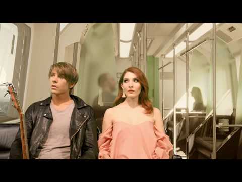 Karla Vallín - Quiero besar tus labios