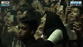 Download lagu JUICY LUICY - TERLALU TINGGI (HD AUDIO) Live dari Steril 2024 #juicyluicy @JuicyLuicy mp3 Download lagu JUICY LUICY - TERLALU TINGGI (HD AUDIO) Live dari Steril 2024 #juicyluicy @JuicyLuicy mp3