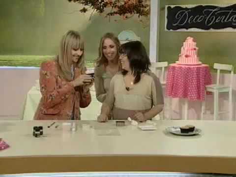 Manos a la obra Tv  Cupcakes con rosas