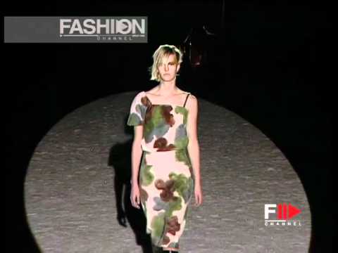 "E Play" Autumn Winter 2001 2002 Milano 2 of 4 pret a porter by FashionChannel