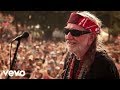 Willie Nelson - Roll Me Up and Smoke Me When I Die (live video)