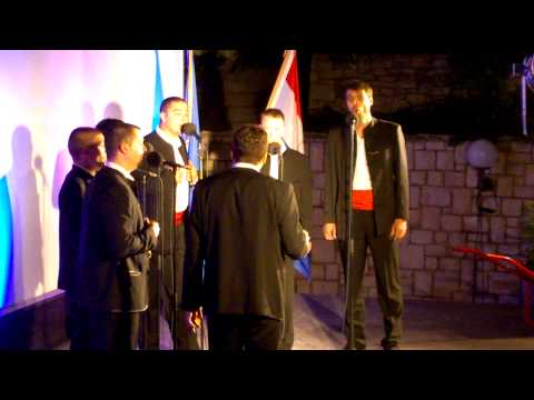 KLAPA KRUNIK - Grlice moja mila