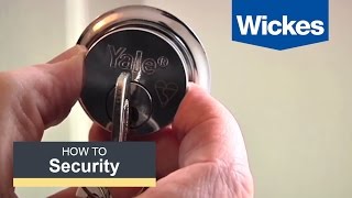 How to fit a British Rim Cylinder Lock with Wickes