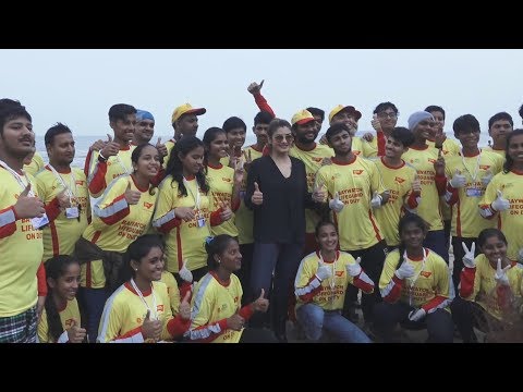 Raveena Tandon At India For Ocean Beach Clean Up And Awareness Session