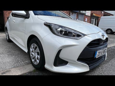 Toyota Yaris 2021 - Image 2