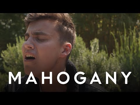 JC Stewart - Medicine | Mahogany Session