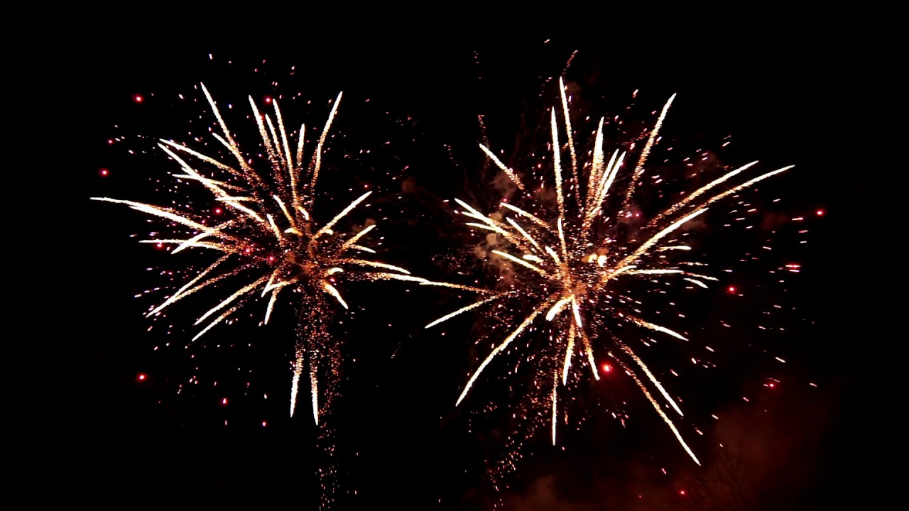 Musiksynchrones Feuerwerk für eine Hochzeitsfeier