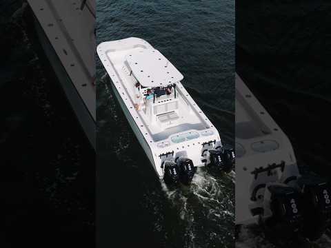 Front-runner 37-CATAMARAN video