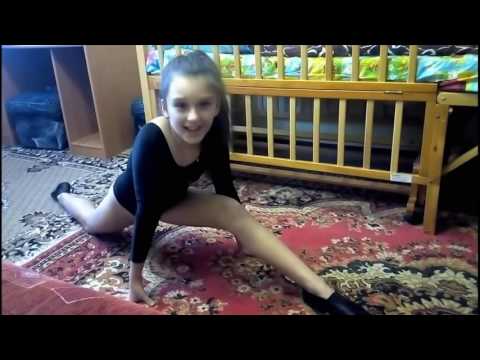 how to make the splits  ( Stretches to do the Splits ) 