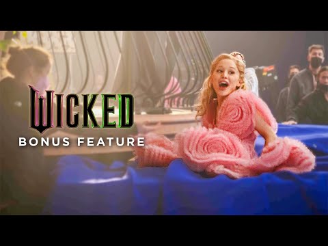Ariana Grande Fell During THIS Wicked Stunt