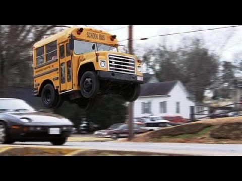 Dumb and Dumberer When Harry Met Lloyd ultraHD chase [3840x2160] 4K / Тупой и еще тупее тупого