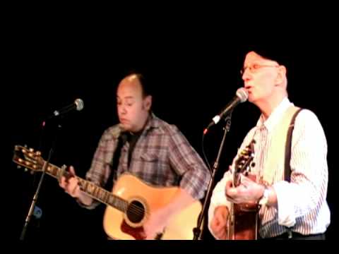 När lyktor tänds på andra sidan bron