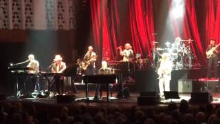 Brian Wilson - I Get Around (Live in Liverpool)