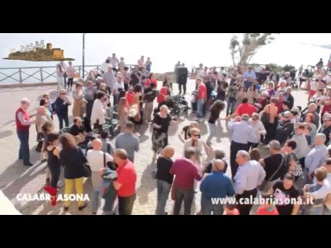 Calabria Sona LE CASTELLA TARANTELLA WEEK 2014 - Video Racconto di Angelo Resta