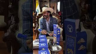 Botella conmemorativa de los 500 años de Mixco